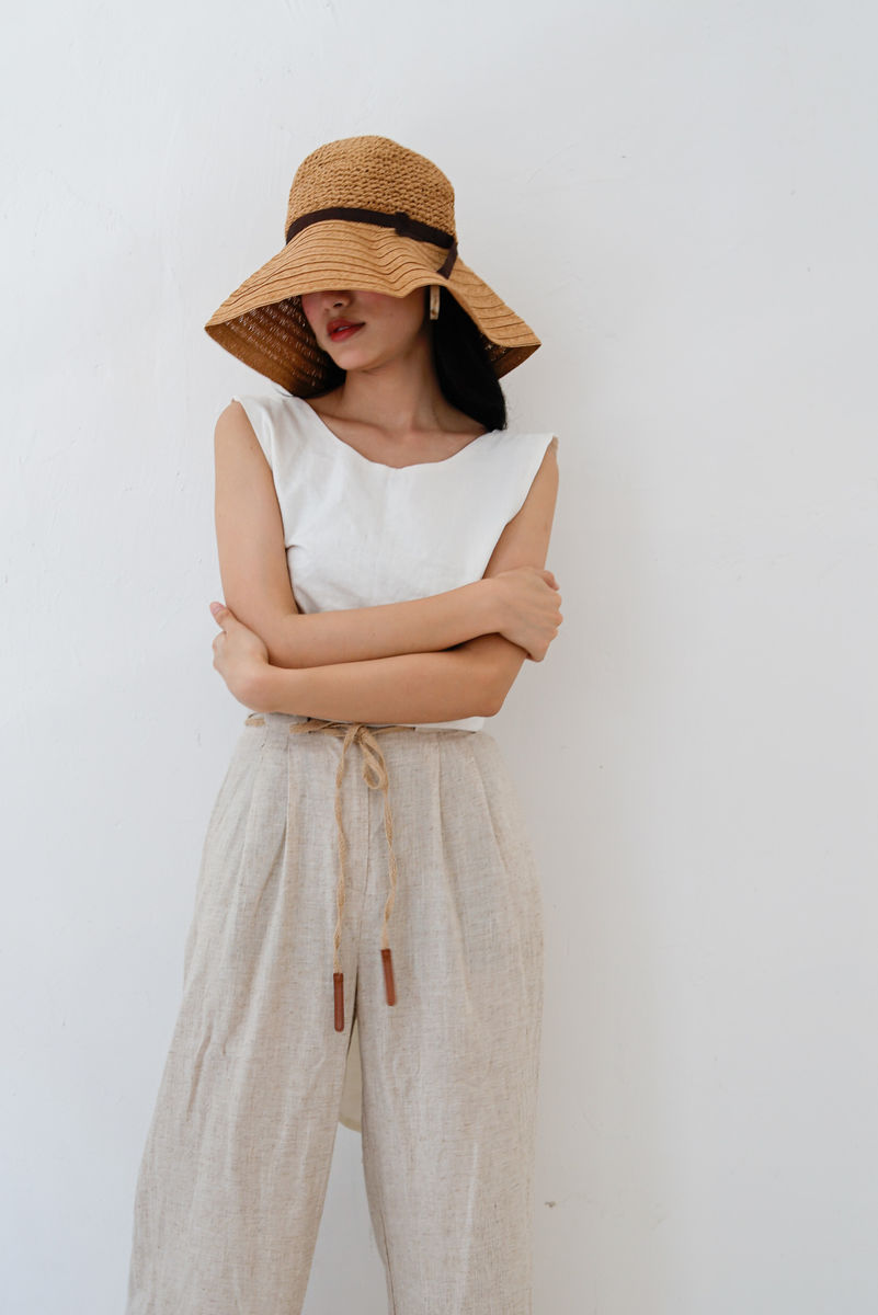 massive hat