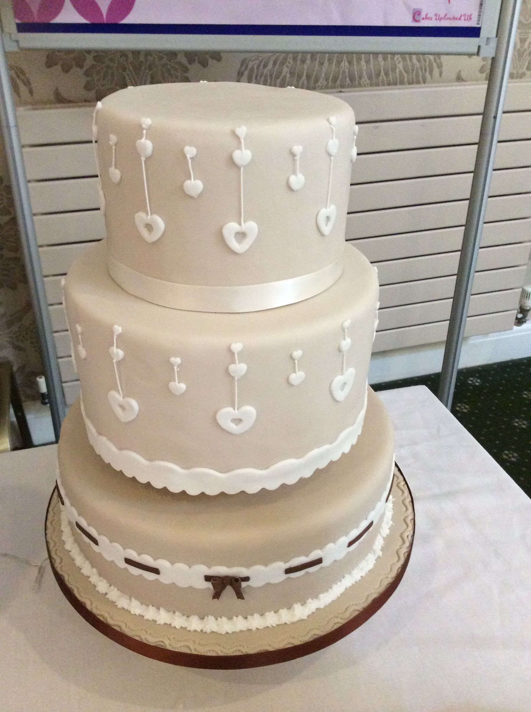Wedding cakes cakes unlimited uk
