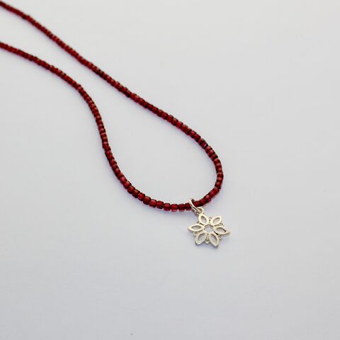 Garnet,pendant,necklace,with,silver,flower,Garnet bead necklace, sterling silver pendant, flower jewellery U.K., gift wrapped, silver jewellery creations, 