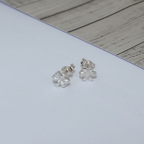 Handmade,silver,flower,stud,earrings,Flower earrings, sterling silver jewellery U.K., recycled silver jewellery, flower ear studs, dainty jewellery, eco silver, gift wrapped, 