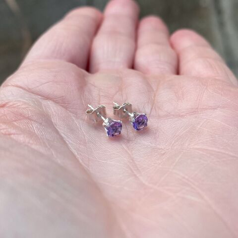 Amethyst,stud,earrings,Amethyst jewellery, Amethyst earrings, sterling silver ear studs, gemstone earrings, gemstone ear studs, faceted gemstones, recycled pillow box, gift wrapped