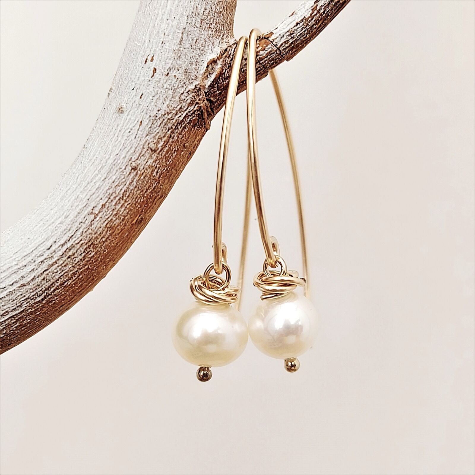 handmade-artisan-gold-filled-long-drop-lustous-freshwater-pearl-earrings