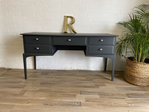Dressing Tables Collection - Roosters