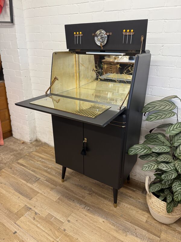 Mid-Century Rivington Cocktail Cabinet in Onyx with Gold Leaf Interior - product images  of 