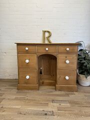 Victorian,Pine,Kneehole,Desk,–,Waxed,Finish,with,Ceramic,Knobs