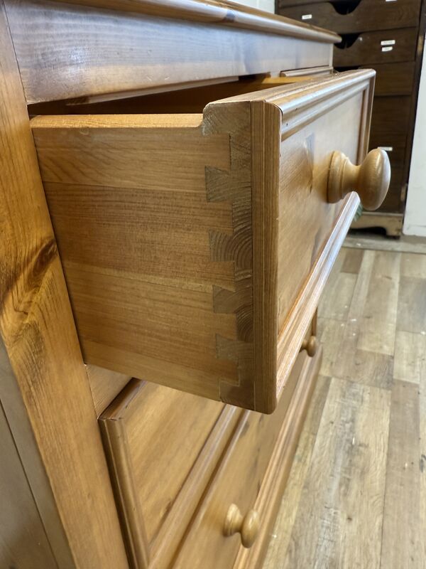 Pinetum “Roman” 2+2 Chest of Drawers in Solid Pine – Victorian Lacquer Finish (c.1990s) - product images  of 
