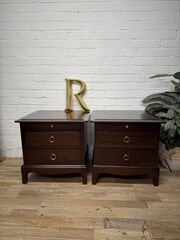 Pair,of,Stag,Minstrel,Bedside,Tables,–,Mahogany,Finish