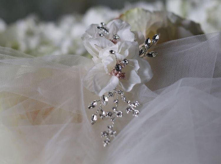 Boho Chic Floral Wedding Hair Clip Tiarasandteirs