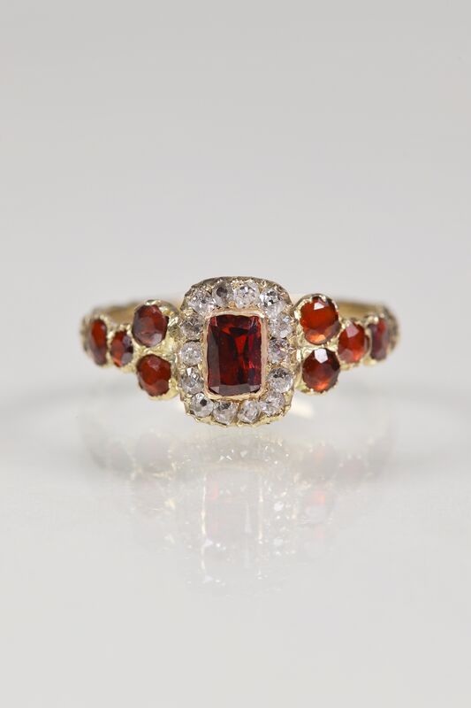 Antique Victorian 15ct Garnet &amp; Old Cut Diamond Ring - product images  of 