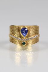 Product images  of 
