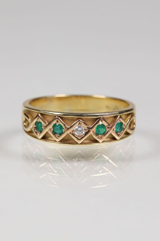 Vintage 18ct Emerald &amp; Diamond Band  - product images  of 