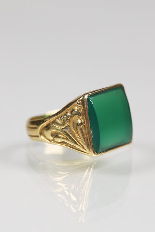 Art,Nouveau,18ct,Green,Agate,Signet,Ring