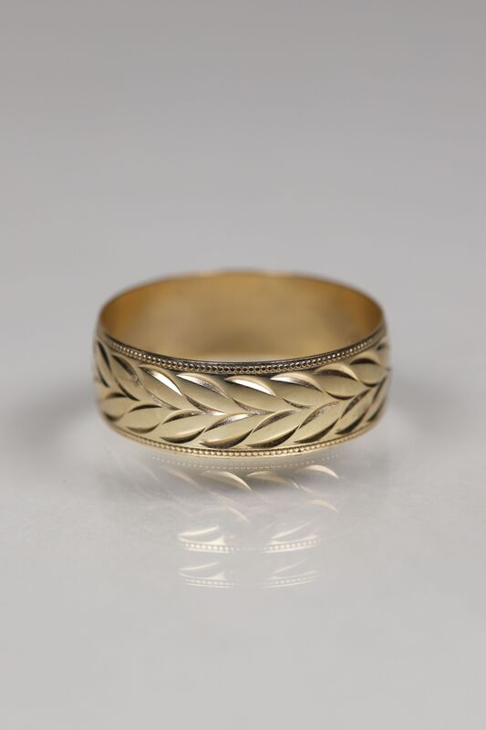 Vintage 9ct Gold Leaf Band  - product images  of 