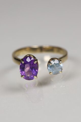 Vintage,9ct,Amethyst,&,Blue,Topaz,Ring
