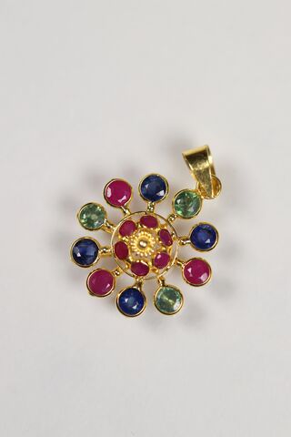 Vintage,18ct,Multicoloured,Sapphire,Pendant
