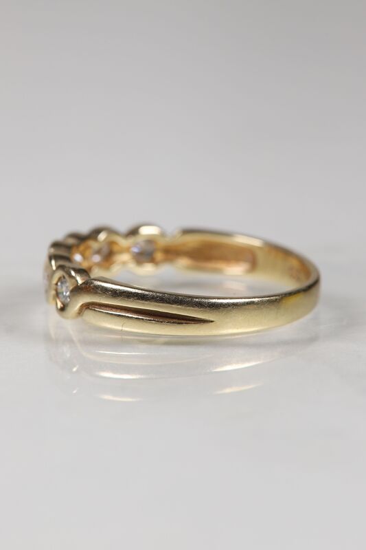 Vintage 18ct Diamond Half Eternity Ring - product images  of 