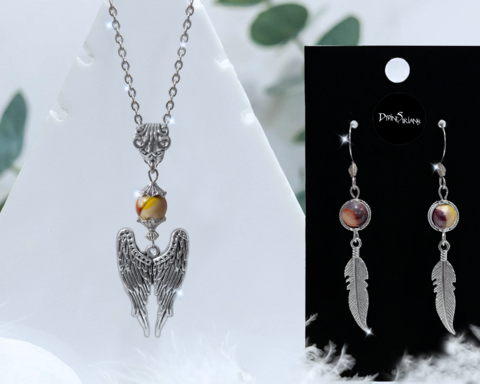 Zjon,Wild,Mookaite,Arcturian,Harmonae,pendant, trendy, fashion, jewelry, necklace, chain, reiki, chakra, ornament, angel wings, mookaite