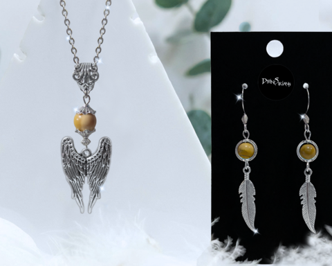 Zjon,Gold,Mookaite,Arcturian,Harmonae,pendant, trendy, fashion, jewelry, necklace, chain, reiki, chakra, ornament, angel wings, mookaite