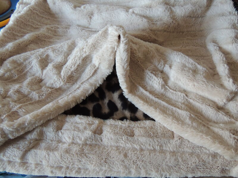 Snow Leopard and Faux Chinchilla Bratz Sax  - product images  of 