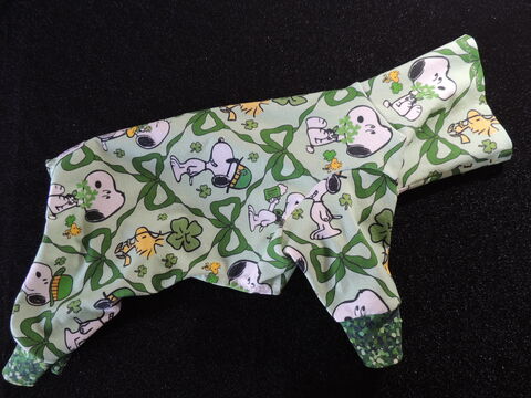 MEDIUM,Snoopy,St,Patty's,Romper-cotton,knit