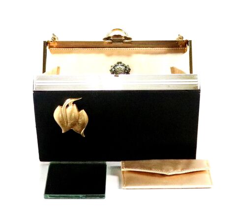 Vintage,-,EVANS,ELEGANCE,Black,Metal,Trim,Box,Handbag!,Evans Elegance, vintage handbag, vintage purse, black, coin purse, mirror, metal box, cosmetic