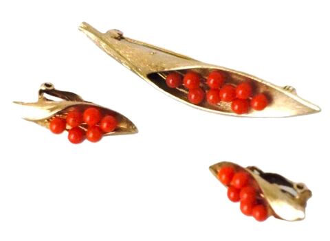 Vintage,-,MARVELLA,Orange,Simulated,Seed,Pearl,Brooch,And,Earring,Set,Mid,Century,Marvella, vintage brooch, earrings, 