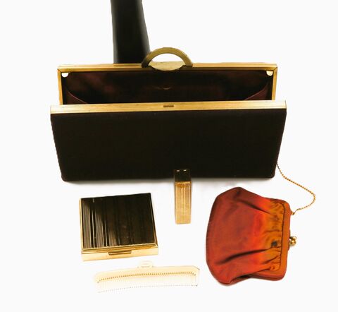 Vintage,40s,-,EVANS,ELEGANCE,Brown,Suede,Like,Clutch,Fitted,Handbag,Evans Elegance, vintage clutch, vintage purse, brown, felt, suede, compact, lipstick, comb, coin purse, 40s