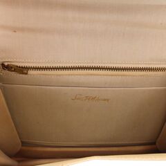 Product images  of 