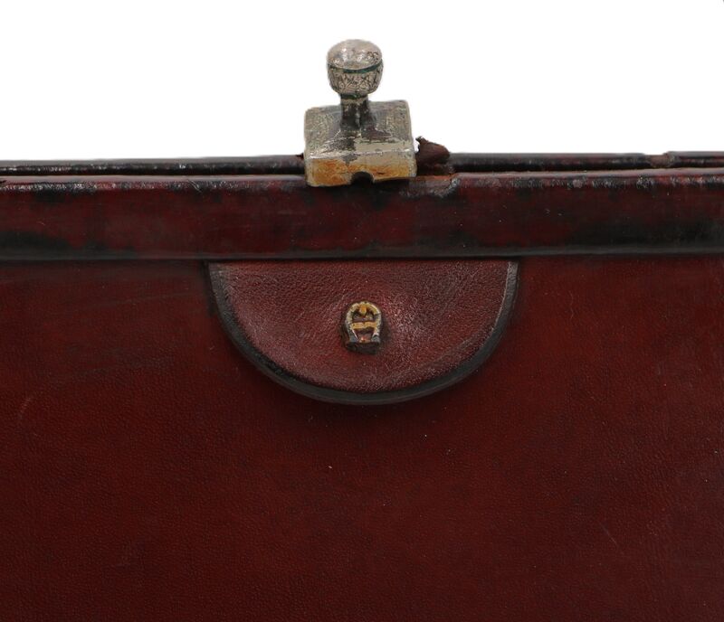 Vintage - ETIENNE AIGNER - Red Heavy Leather Handbag - Mid Century - product images  of 