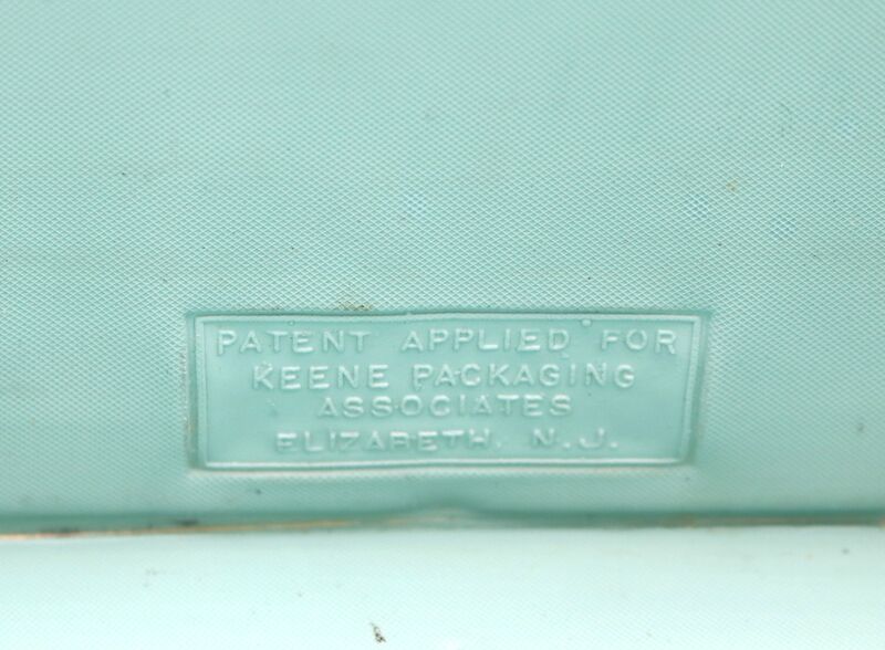Vintage - KEENE - Off White Round Hat Box Train Case - Mid Century - - product images  of 