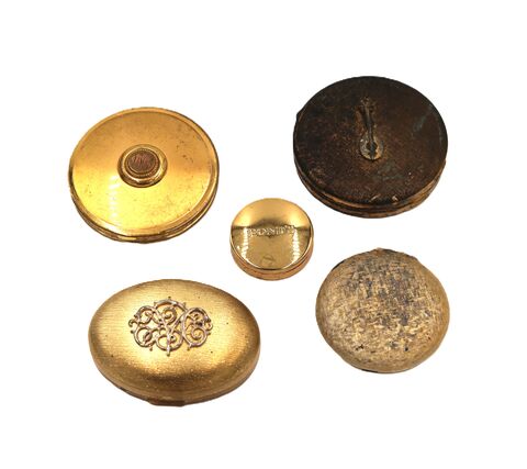 Vintage,Powder,Compacts,and,PONDS,Rouge,Pot,Lot,-,Mid,Century,Powder Compacts, vintage compact, powder, rouge, gold, metal, mid century, 40s, 50s