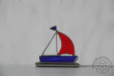 Freestanding,Boat,Sailing,-,Red,,White,/,Blue,Suncatcher, Gift, Home Decoration, Sailing Boat, Glass Ornament