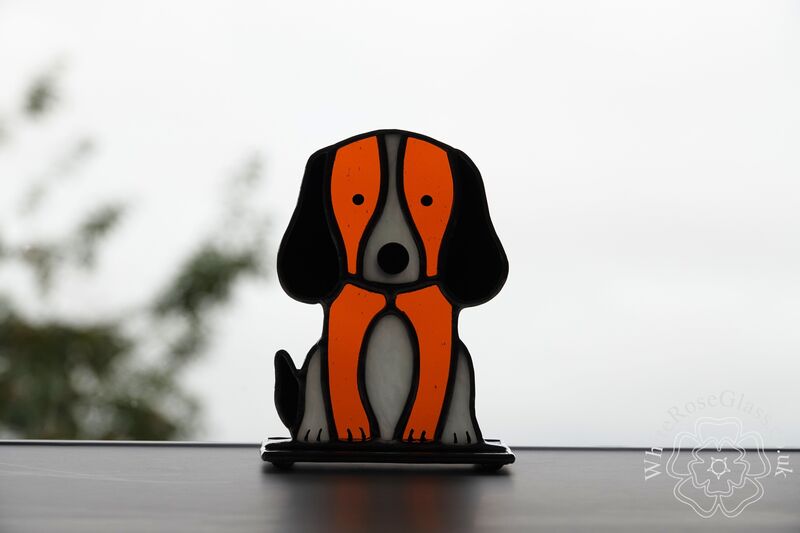 Freestanding Dog Sitting - Tricolour - product image  