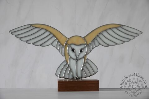 Freestanding,Landing,Barn,Owl,On,Wood,Wild Animals, Suncatcher, Stained Glass, Glass Ornament, Home Decoration, Birds, Barn Owl, Owl
