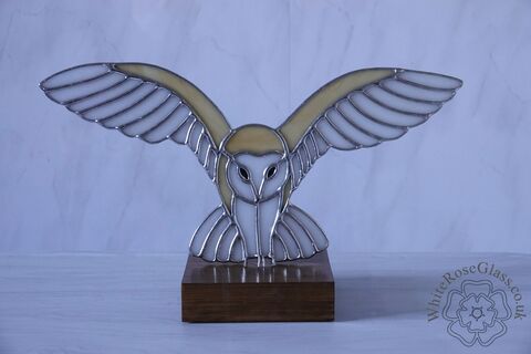 Freestanding,Landing,Barn,Owl,On,Wood,Wild Animals, Suncatcher, Stained Glass, Glass Ornament, Home Decoration, Birds, Barn Owl, Owl
