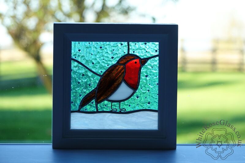 Robin Snow Scene Large Wood Framed - product image  