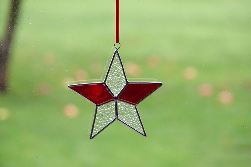 Star Red+Clear Suncatcher - 5-Point - product image  