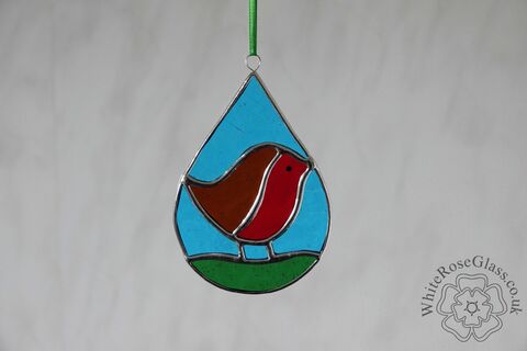 Robin,on,Grass,Teardrop,Suncatcher,Wild Animals, Suncatcher, Stained Glass, Glass Ornament, Home Decoration, Birds, Robin