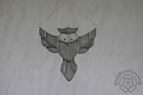 Owl,Flying,Cartoon,-,Grey/White,Suncatcher, Gift, Home Decoration, British Birds, Owl, Cartoon