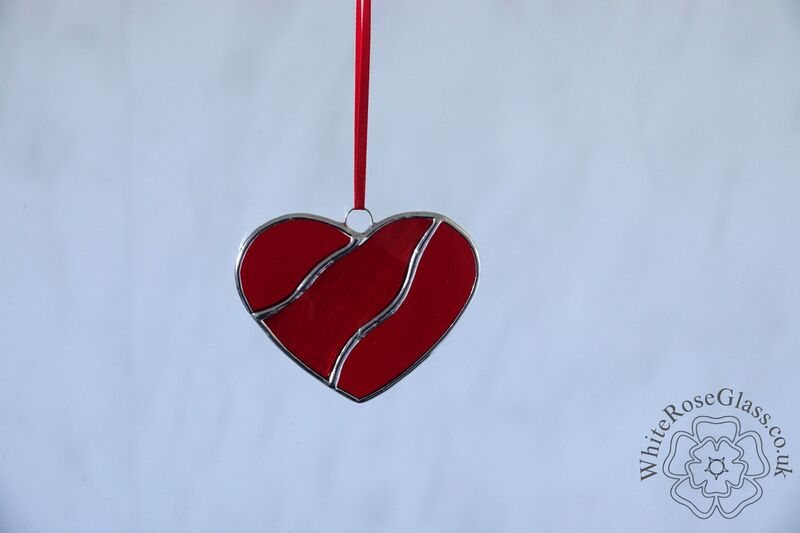 Heart - 3-Piece Reds  - product image  