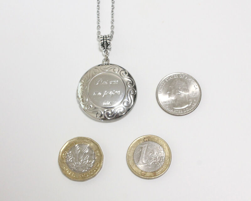 Plus que ma propre vie (more than my own life) locket necklace - product images  of 