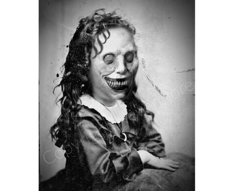 Demon,Girl,Creepy,Portrait,Vintage,Horror,Printable,Old,Photo,Victorian,Wall,Art,Halloween,Child,Instant,Download,Ephemera,Scrapbook,Card,vintage_photo,commerical_art,gothic_printable,halloween_printable,ghost_photo,creepy_photograph,horror_portrait,horror_wall_art,demon_woman,weird_photo,vintage_creepy_photo,creepy_photo