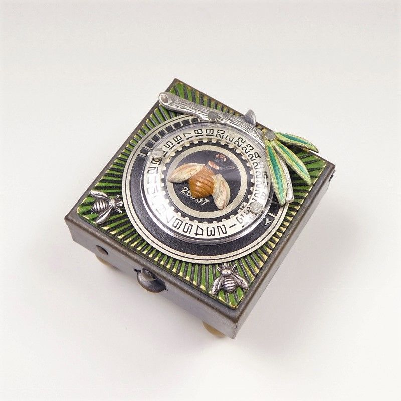 Mullanium Wish Box - Bee Under Dome - product image 