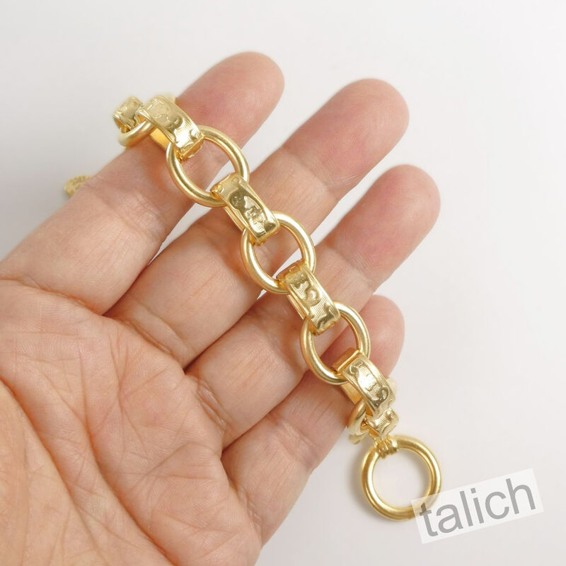 Catherine Popesco Floral Embossed Chunky Chain Toggle Bracelet in Gold - product image 