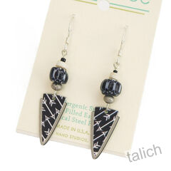 Lemon Tree - Black And White Arrow Drop Earrings - product images 3 of 4