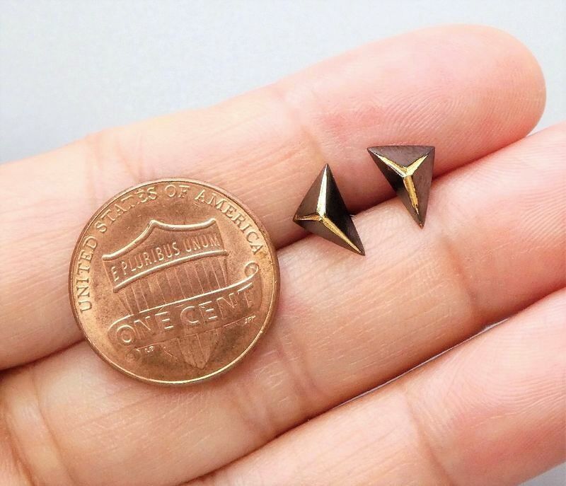 Sterling Silver 3D Pyramid Tiny Stud Earrings in Black and Gold - product image 