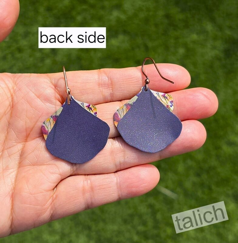 DC Designs - Retro Florals Layered Wide Teardrop Earrings 12NGE - product image 