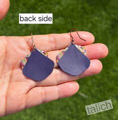 DC Designs - Retro Florals Layered Wide Teardrop Earrings 12NGE - product images 3 of 4