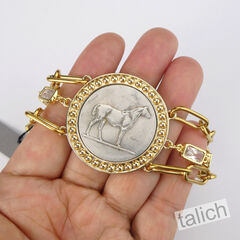 VB&CO Western Derby Equestrian Large Horse Coin Bracelet in Shiny Gold - product images 2 of 8